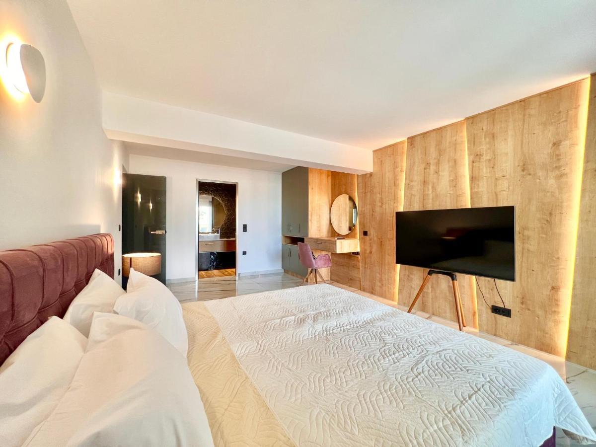 Luxury Villa Barbati Sun With Private Pool By Dadovillas Buitenkant foto